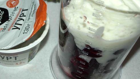 вишневый смузи-боул с чиа