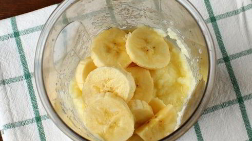 яблочно-банановый смузи с имбирем