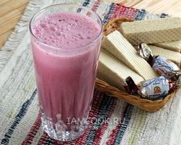 Соевый коктейль с ягодами