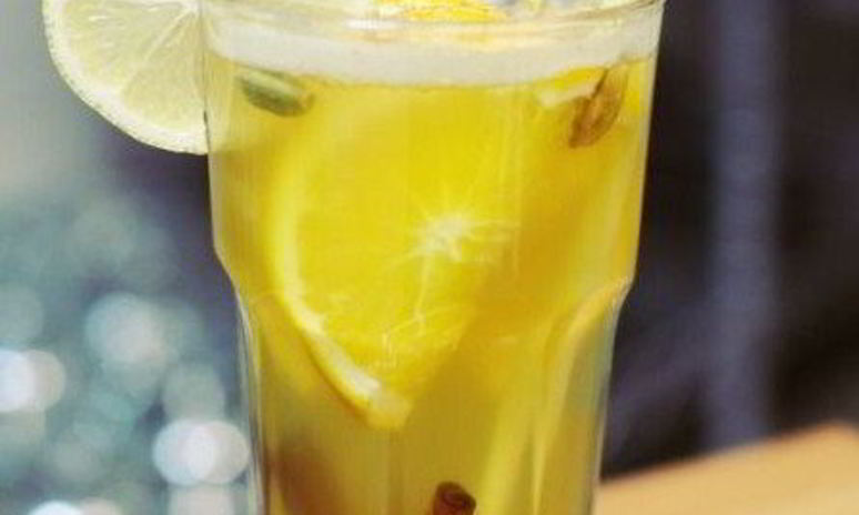 Рецепт согревающего пунша с имбирем и лимонным сорго