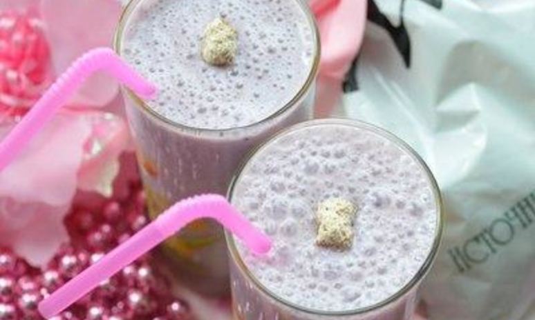 Рецепт ягодного коктейля с отрубями