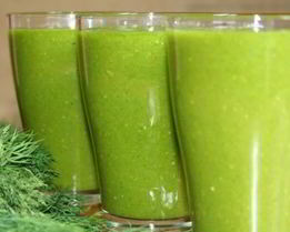 Зеленый коктейль с мандарином