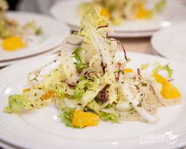 Апельсиновый салат с цикорием