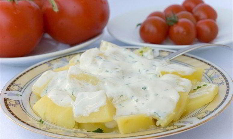 Рецепт датский картофельный салат с укропом и йогуртовой заправкой