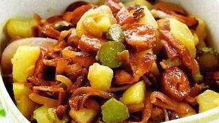 Картофельный салат с беконом, без майонеза