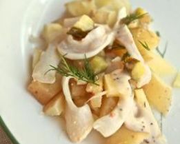 Картофельный салат с кальмарами