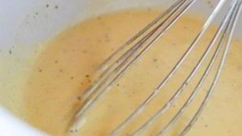 картофельный салат с лимоном и базиликом