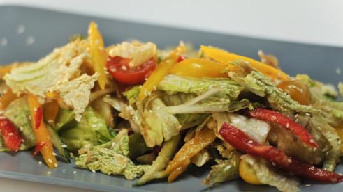 картофельный салат с луково-чесночной заправкой