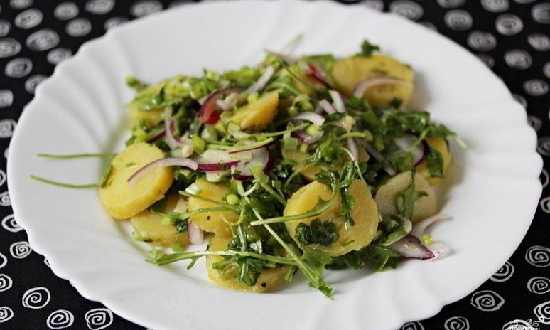Рецепт картофельного салата с руколой