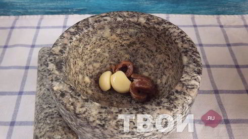 картофельный салат с семгой