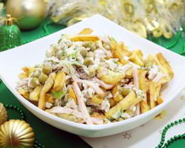 Салат с картофелем фри Новогодние мотивы