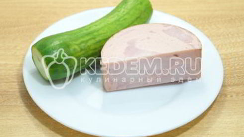 салат с картофелем фри новогодние мотивы