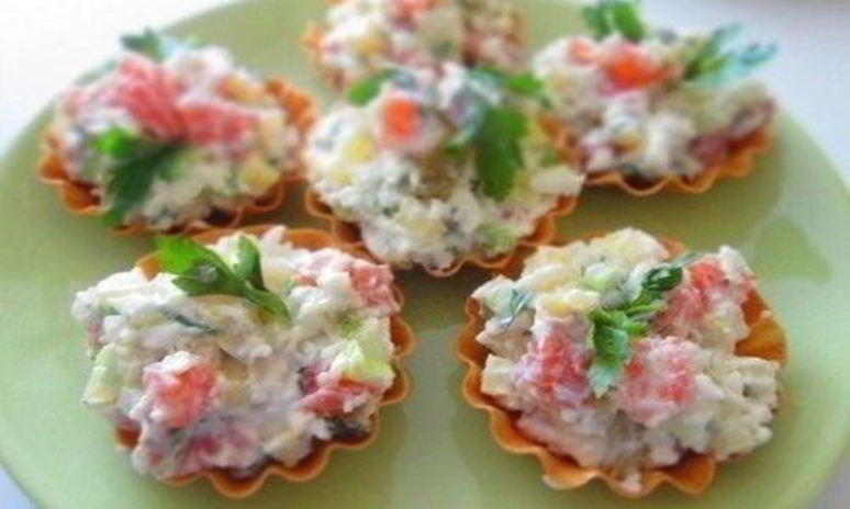 Рецепт салата с картофелем и слабосоленой семгой