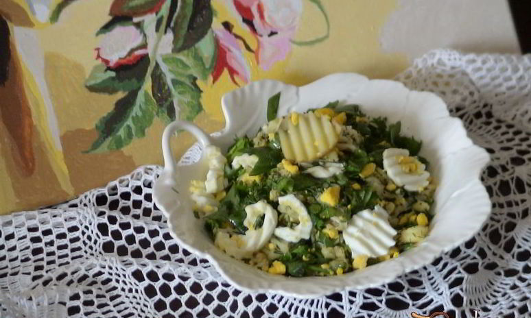 Рецепт салата с молодым картофелем и щавелем