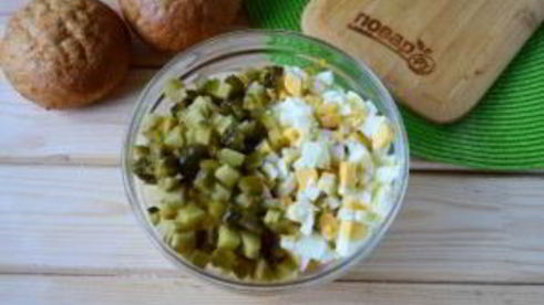 булочки, фаршированные салатом оливье