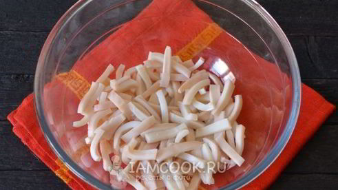 оливье с кальмарами