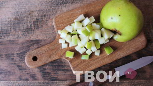 салат оливье с колбасой