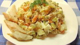 Салат Оливье с рыбой