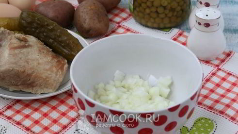 салат оливье со свининой
