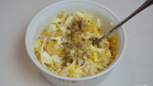 салат 8 марта с кальмарами