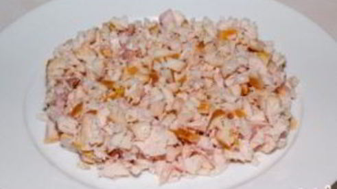 салат из копченой курицы с шампиньонами