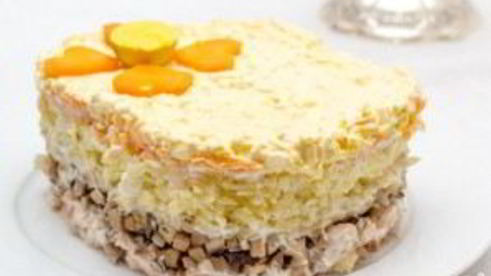 салат из копченой курицы с шампиньонами