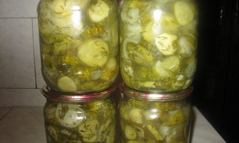 Рецепт салата из огурцов на зиму пальчики оближешь