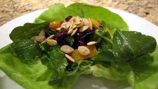 Салат из тыквы и клюквы