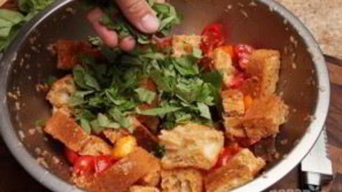 салат панцанелла