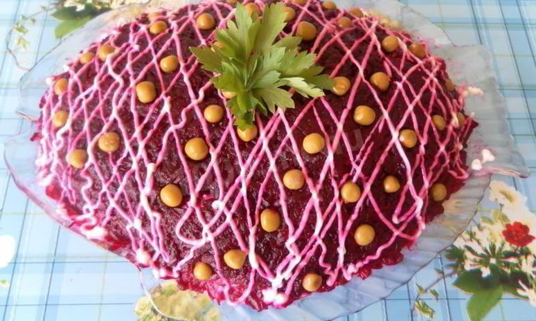 Рецепт классического салата сельдь под шубой с яйцом