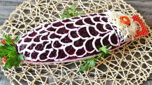 салат шпроты под шубой