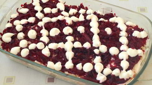 сельдь под шубой с яблоком