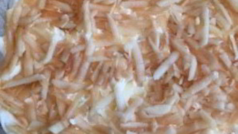 селедка под шубой с семгой и яблоком