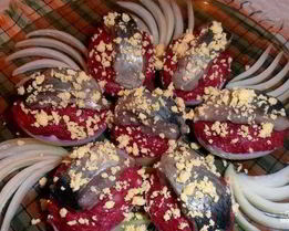 Закуска Селедка под шубой в яйце