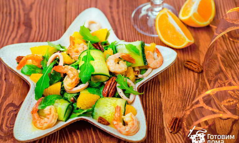 Рецепт салата с креветками, руколой и апельсиновой заправкой