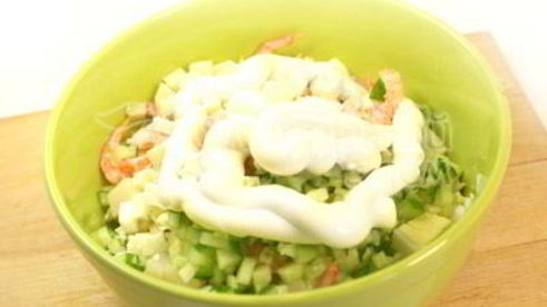 салат с креветками