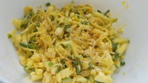 салат с сулугуни и курицей