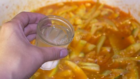 салат тещин язык из кабачков с перцем