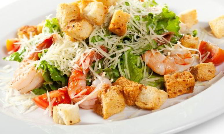 Рецепт салата цезарь с креветками классический простой