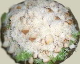 Салат Цезарь с курицей и домашними сухариками