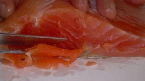 салат цезарь с рыбой