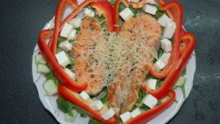 Салат Цезарь с семгой