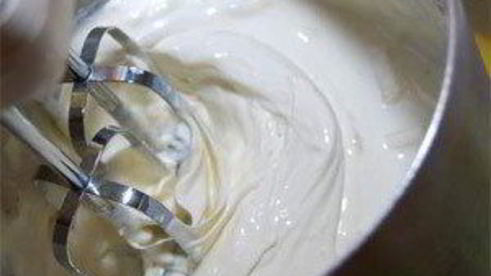 цезарь с курицей и сухариками