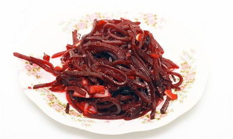 Рецепт свеклы с хреном и красным луком