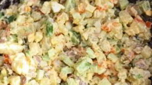 сытный новогодний салат