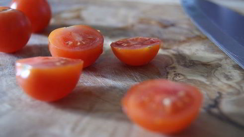 теплый салат с курицей