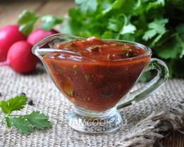 Армянский томатный соус с кинзой