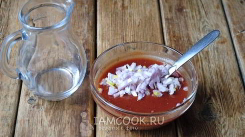 армянский томатный соус с кинзой