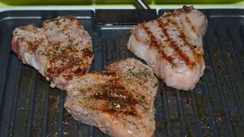 домашний соус барбекю с отбивными из молодого барашка