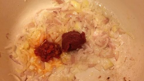 мясной соус